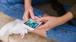 Cara Menyembunyikan Aplikasi di iPhone dengan Mudah dan Aman